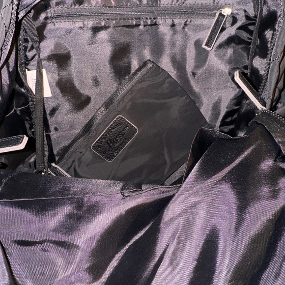 Bass Backpack - Picture 7 of 8